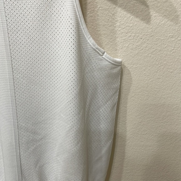 Lululemon White Sleeveless Dress—Like New Condition! Spring/Summer/Beach/Sports - Picture 10 of 11